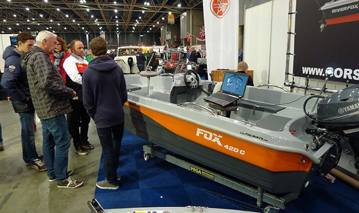 Carpsquare-Utrecht-boten-visboot