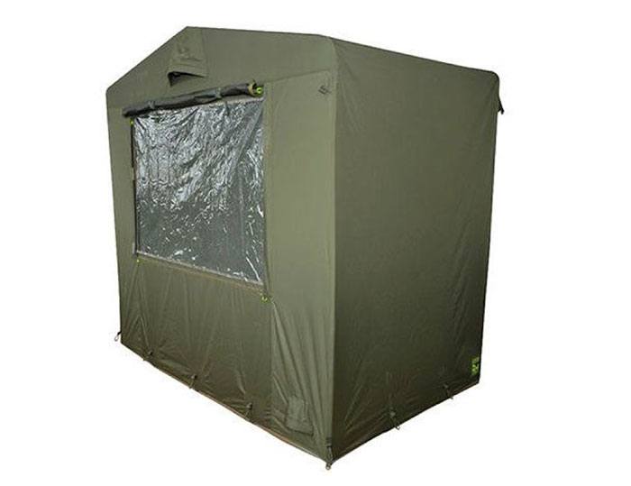 Ook tijdens regenachtige dagen zit je met deze tent bijzonder comfortabel.