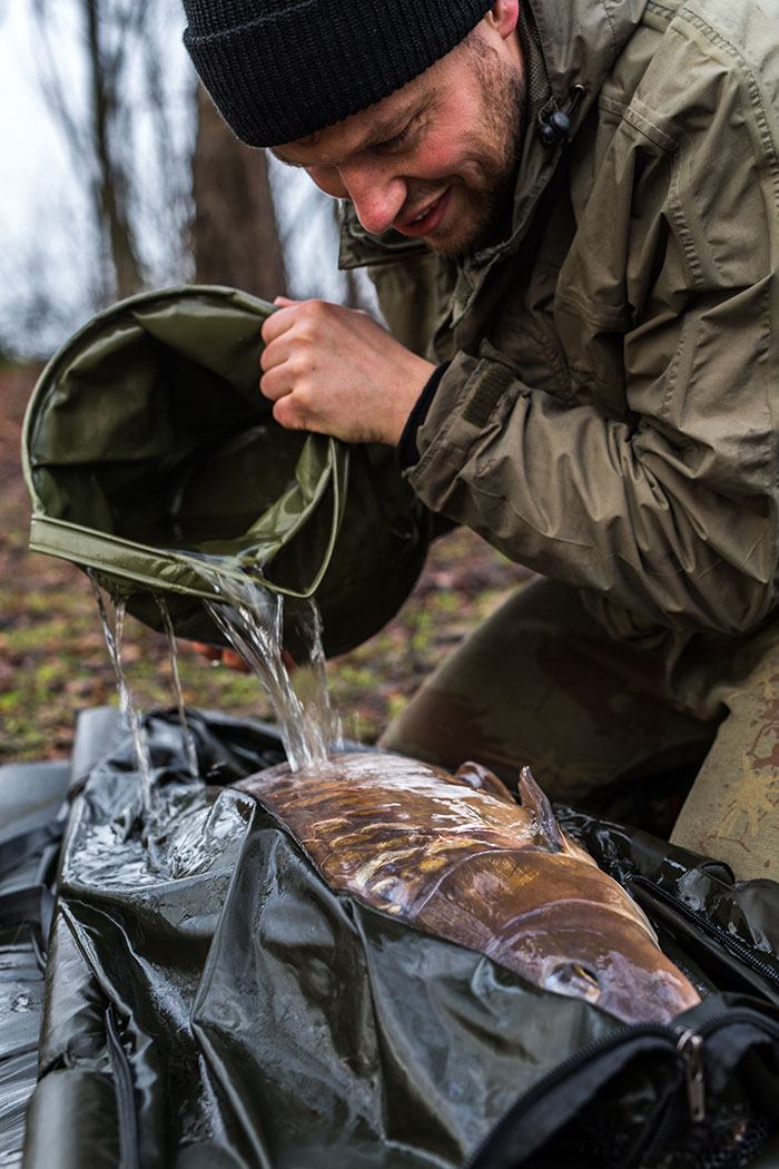 Ook de topspiegel van het water liet zich verleiden door een witte Pacific Tuna pop-up gepresenteerd op een bedje Pacific Tuna kruim!