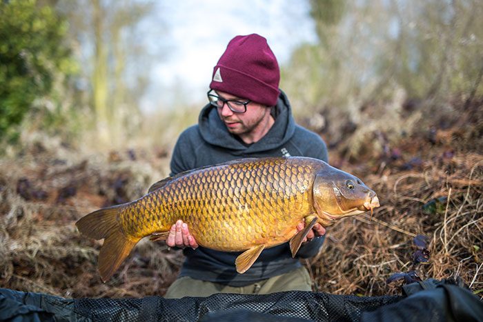 De eerste dag van maart waag ik toch een poging op een hard water, niet zonder succes!