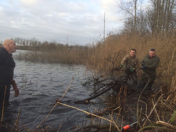 Een kaart hebben op een syndicaat als Heylakker betekent dat je soms ook de handen uit de mouwen moet steken.